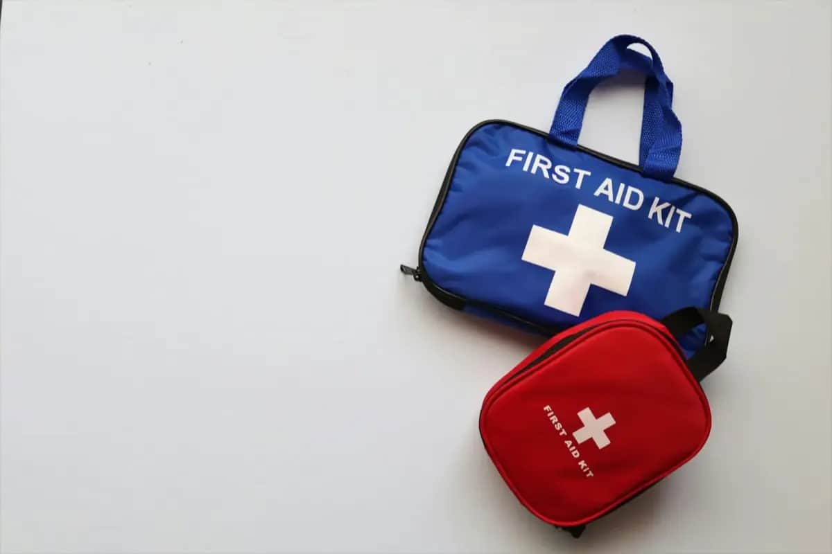 First Aid Basics for Beginners: What You Need to Know to Save a Life