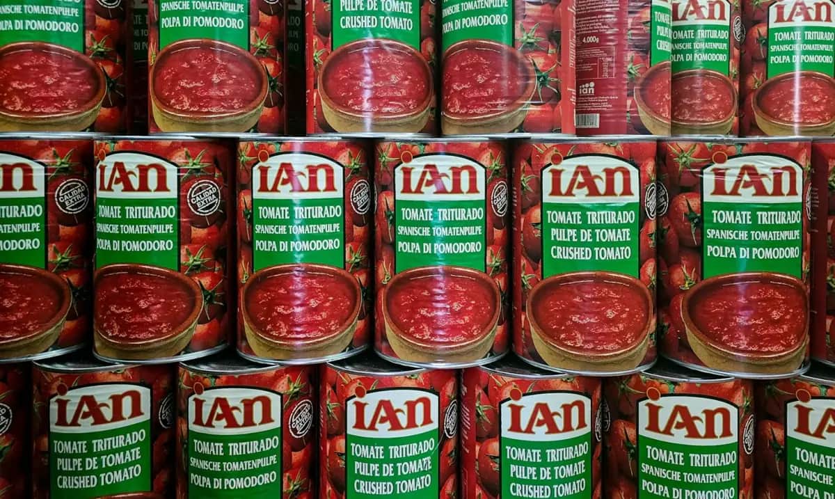 Supermarket Shelves Empty: How Your Food Storage Gets You Through 4 Weeks