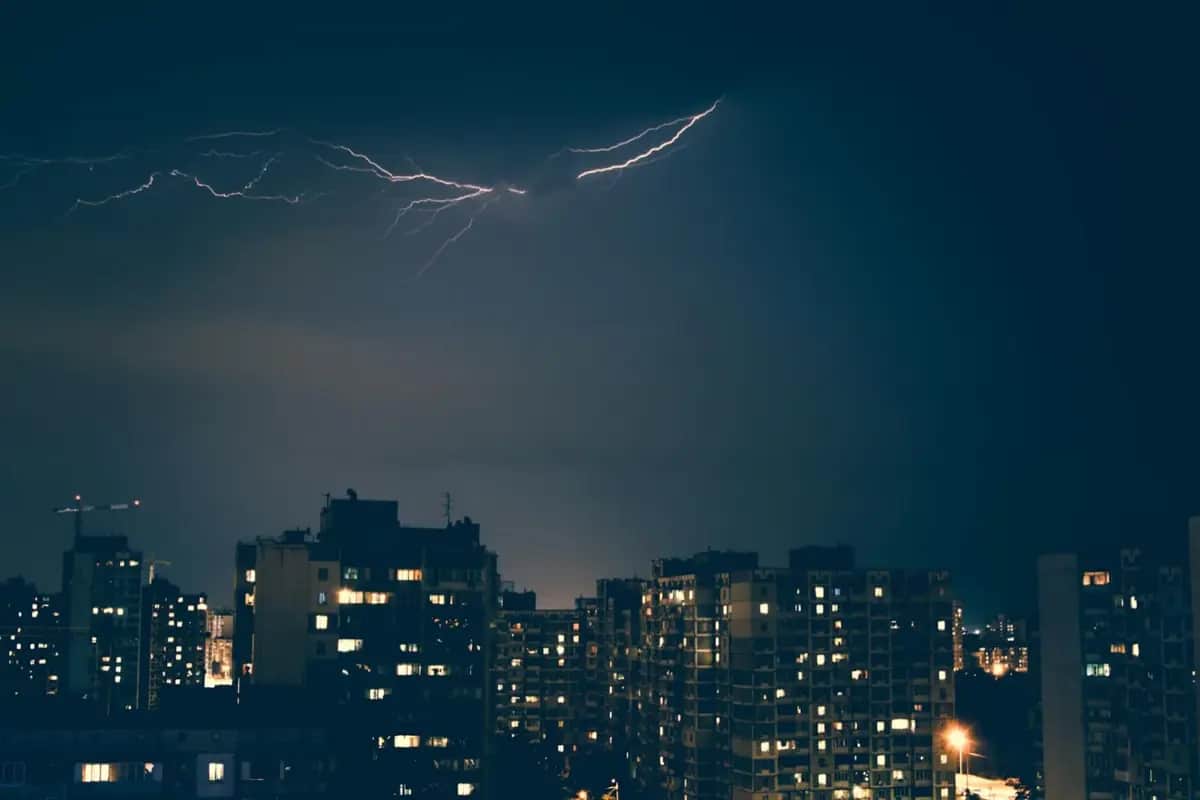15 Expert Tips for the Next Blackout: What Professionals Really Recommend